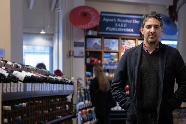 「ユニオン・スクエア・ワインズ・アンド・スピリッツ」のジェシー・サラザールさん