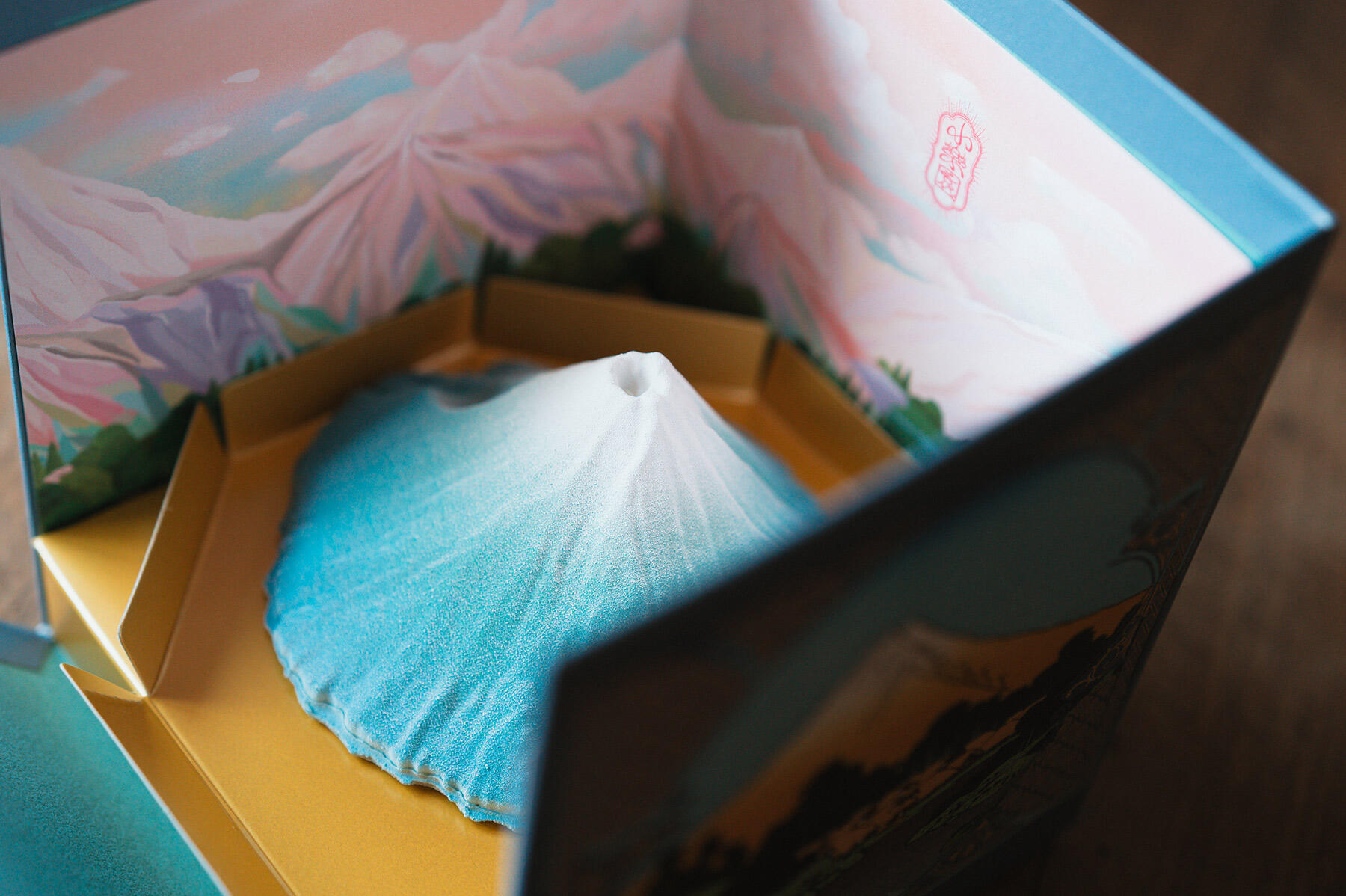 山菓子 富士山（春）