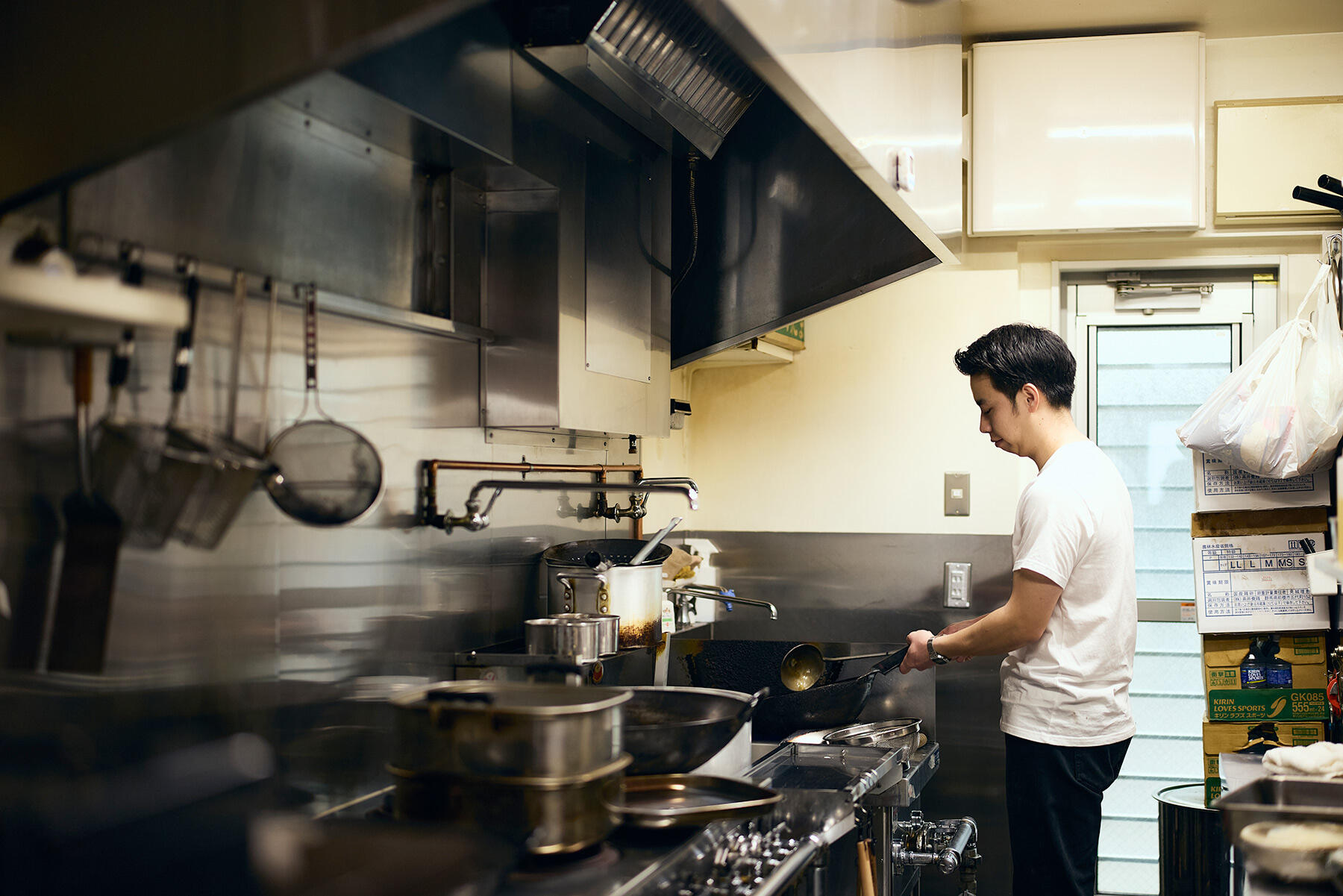 店主の立波さん