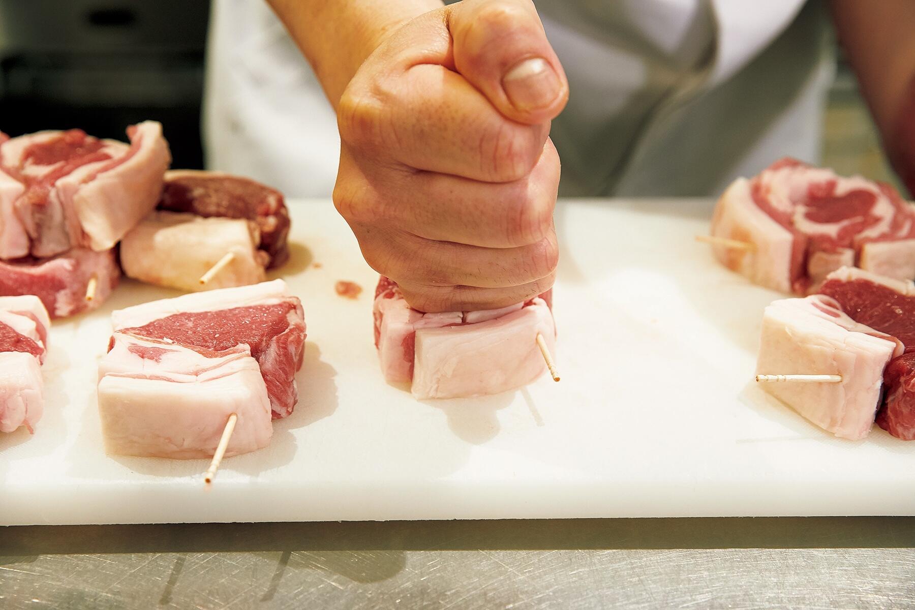 肉の準備をする⑤