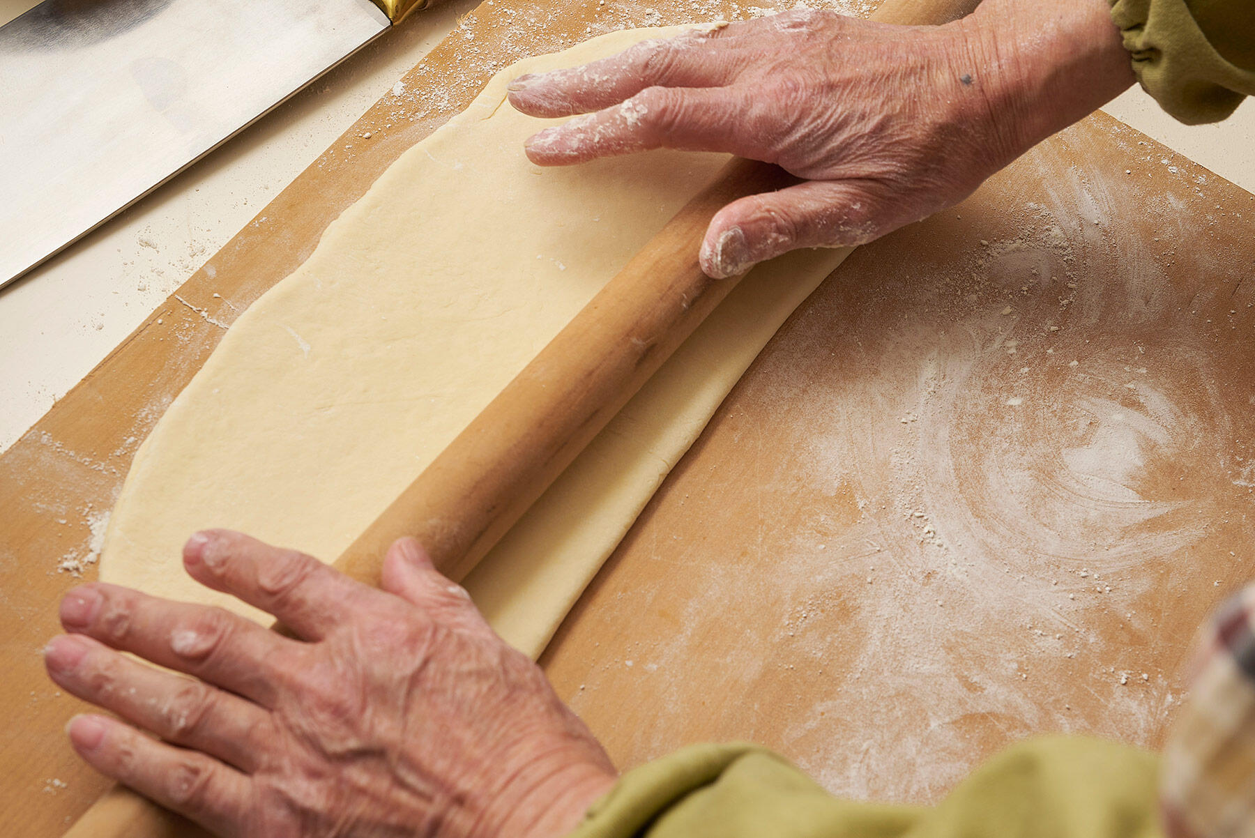 【生地を成形する】