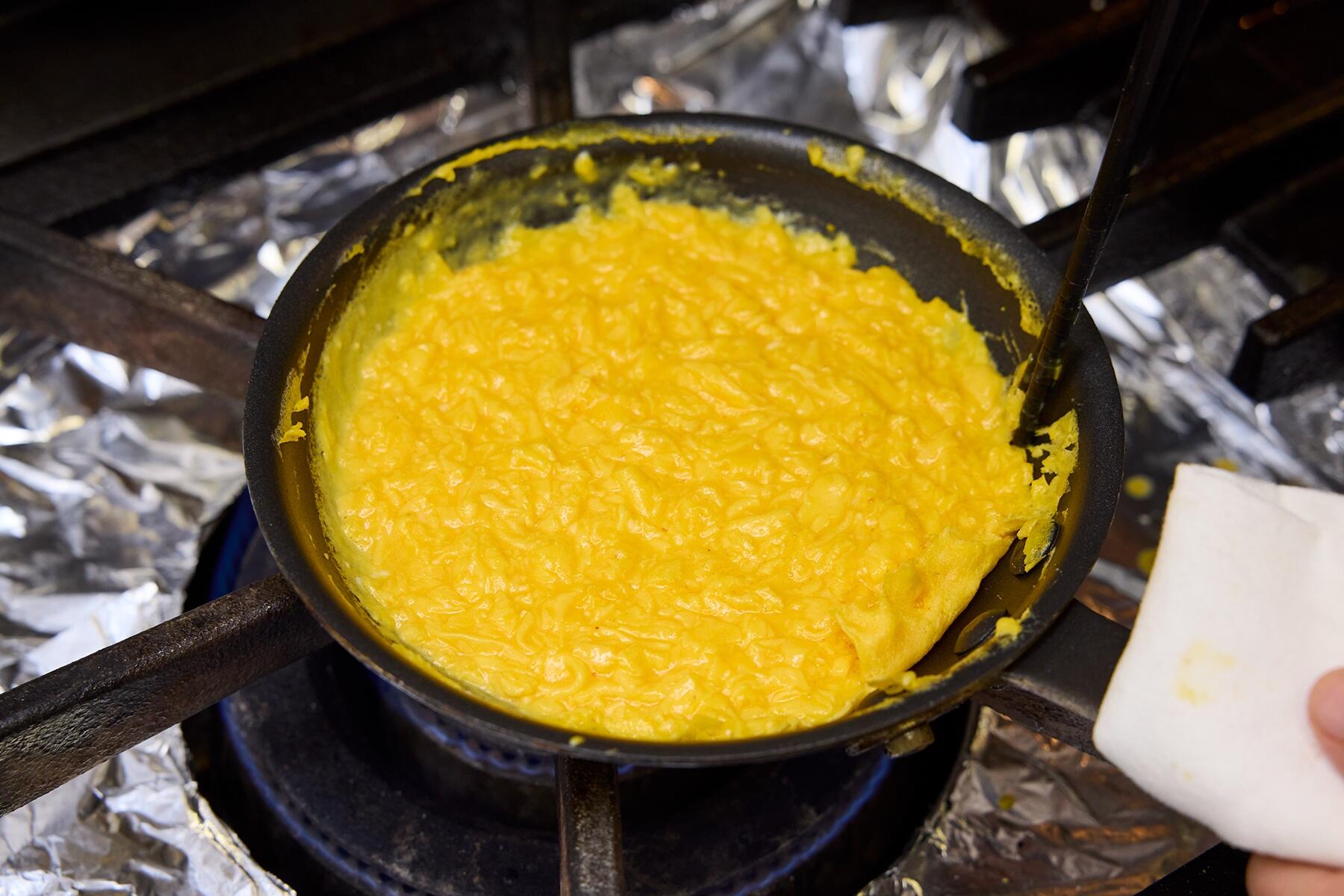 オムレツをつくる①