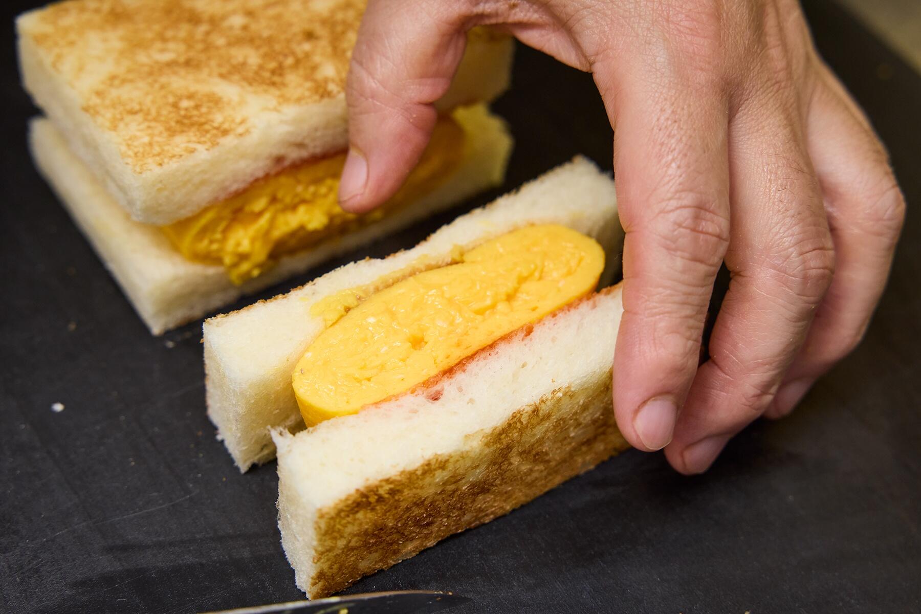 パンをカットして完成