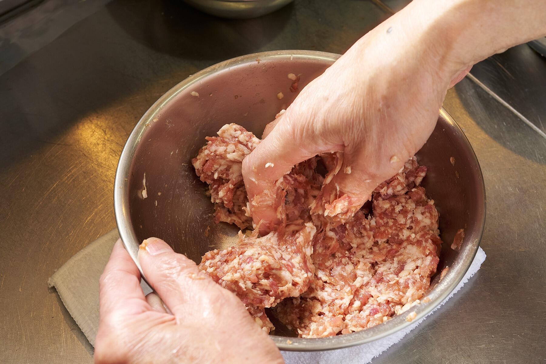 肉あんをつくる