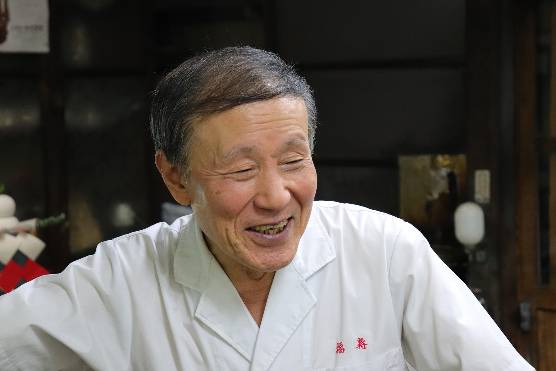小林さんの人柄とラーメンの味に惚れ、40年通っているという人にも、この日、会いました。
