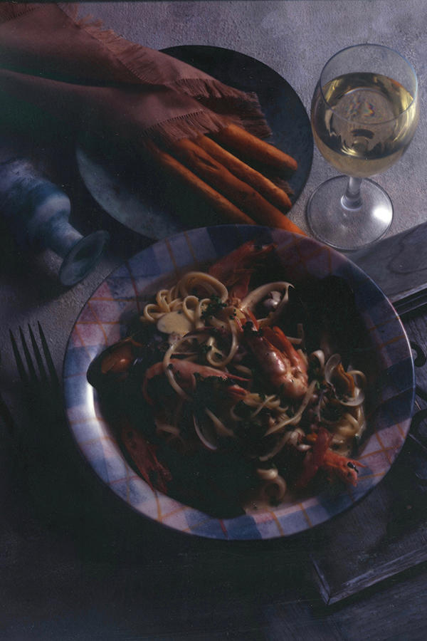 アルデンテにゆでた塩気のあるパスタとクリーミーなソースとの相性は抜群だ。