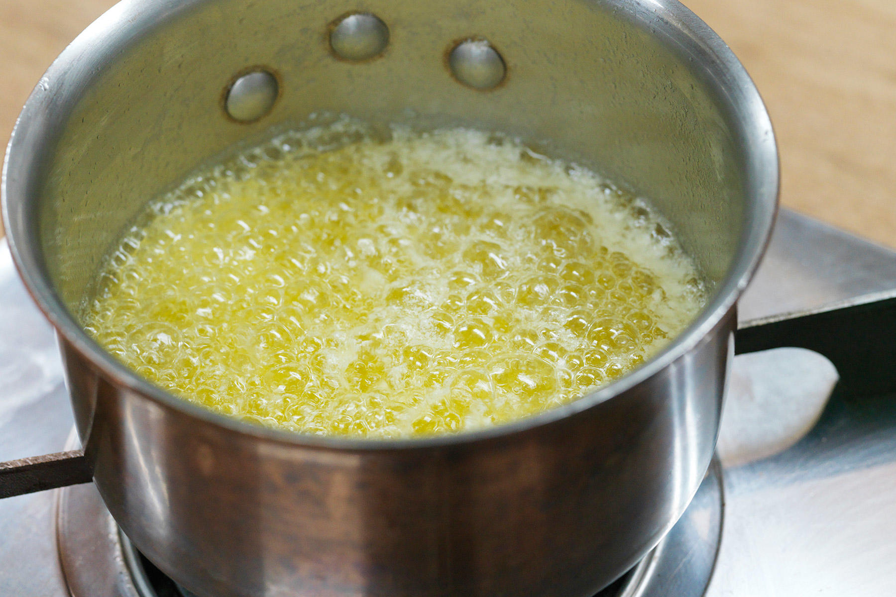 焦がしバターをつくる