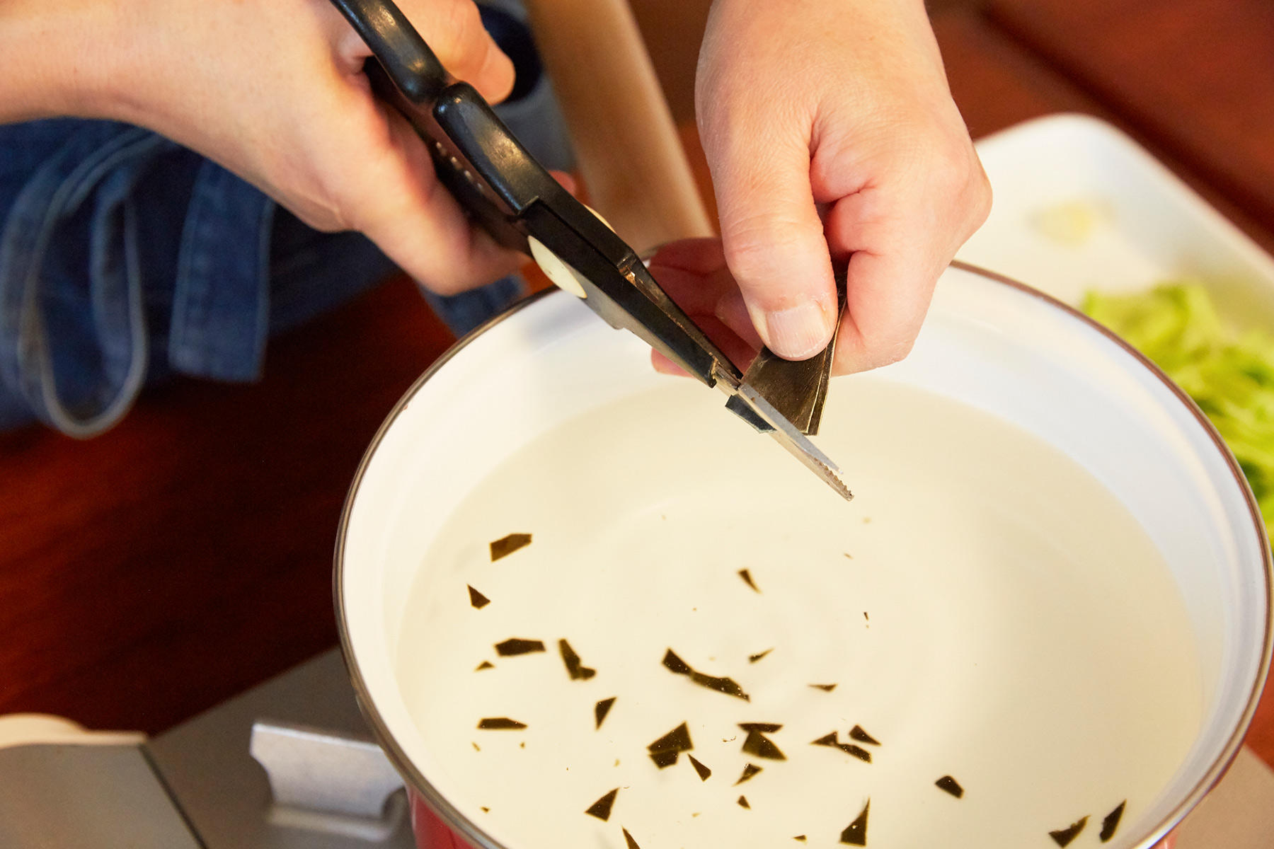 パスタを茹でるときに昆布をイン