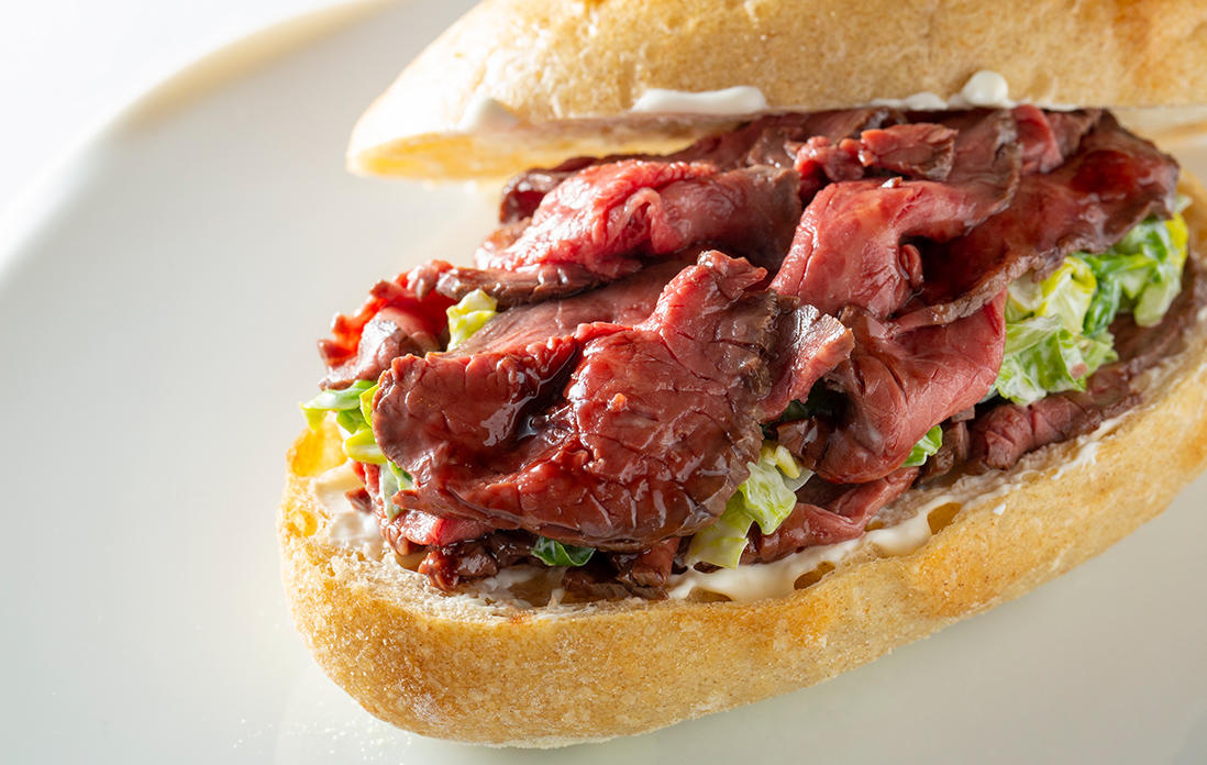 ローストビーフのサンドイッチ