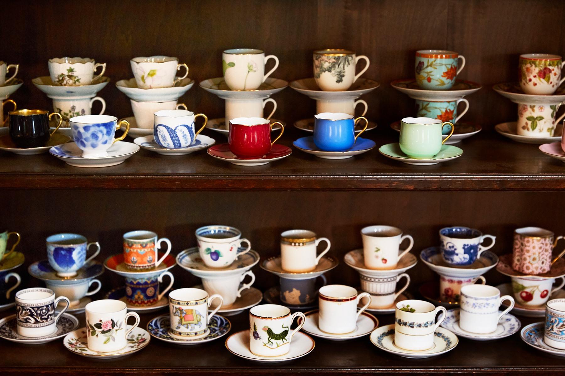 色とりどり、個性豊かなカップ群