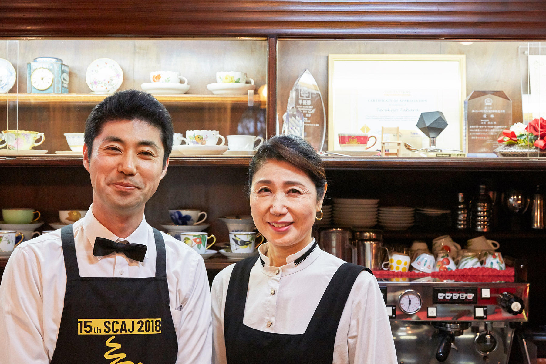 「太宰府に来たらお立ち寄りくださいね!」。田原親子の笑顔とエッグサンド、そしてもちろん珈琲が待っています。