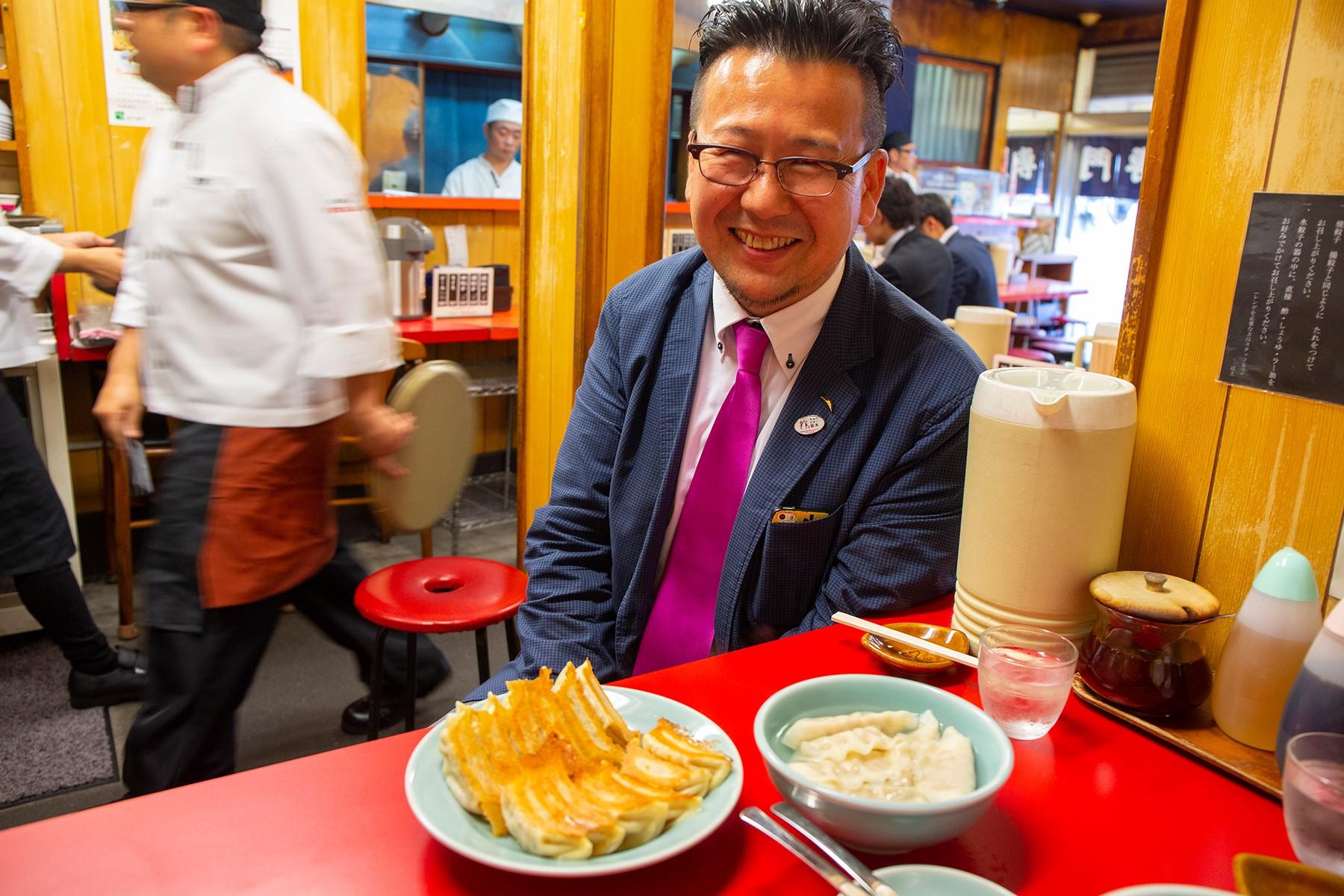 協同組合宇都宮餃子協会の事務局の鈴木さん
