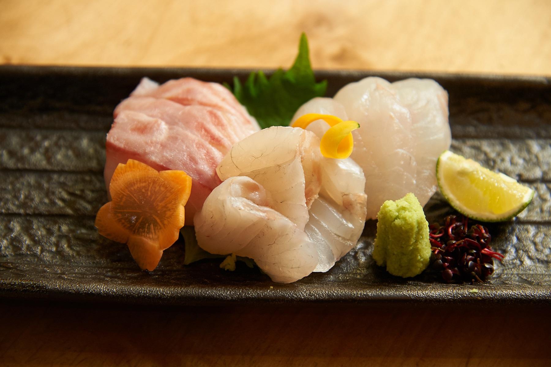 平目、石鯛、平すずきの盛り合わせ