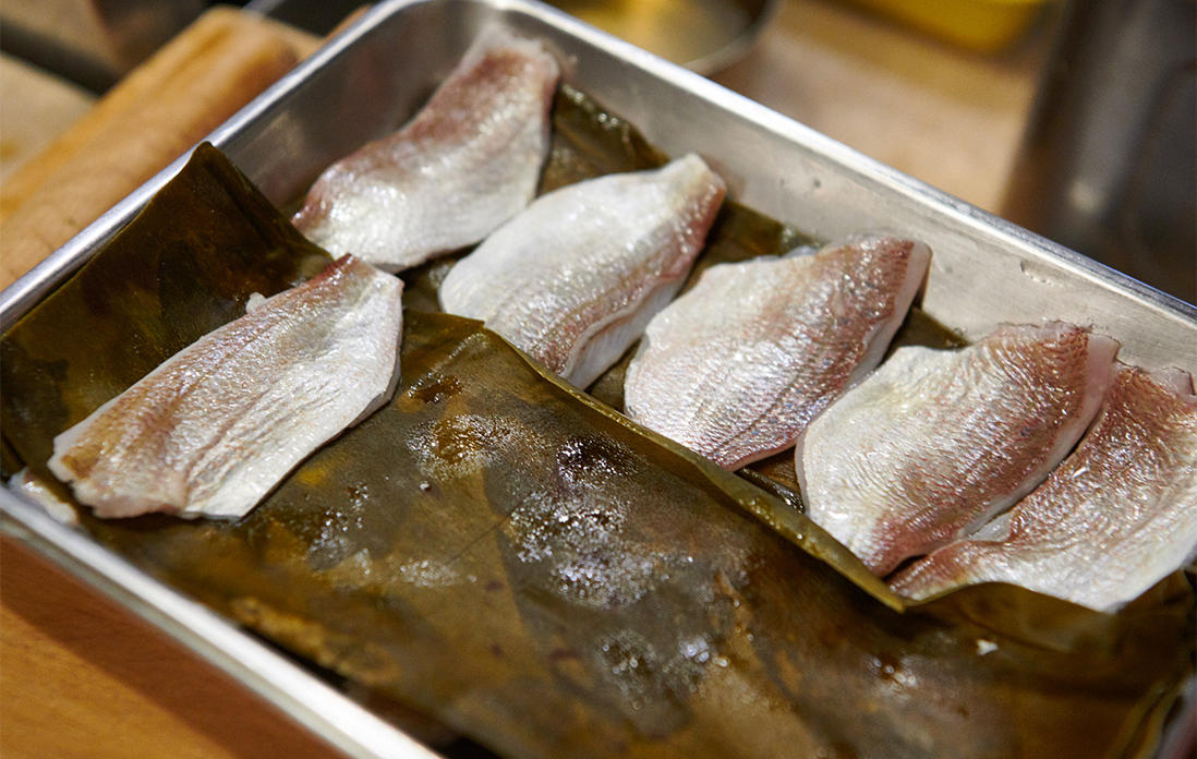 昆布に並べていく。