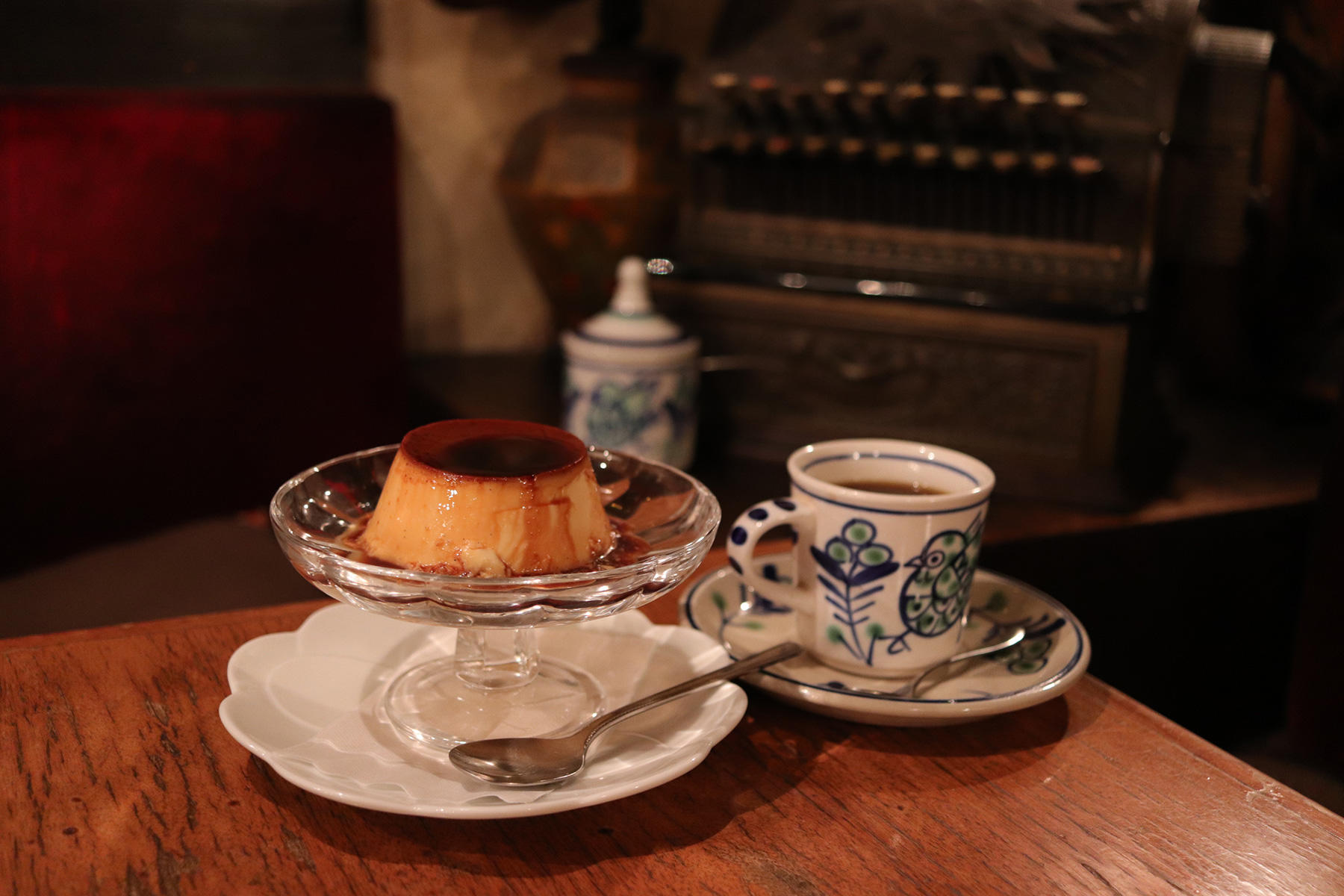 自家製のカスタードプリンのセット