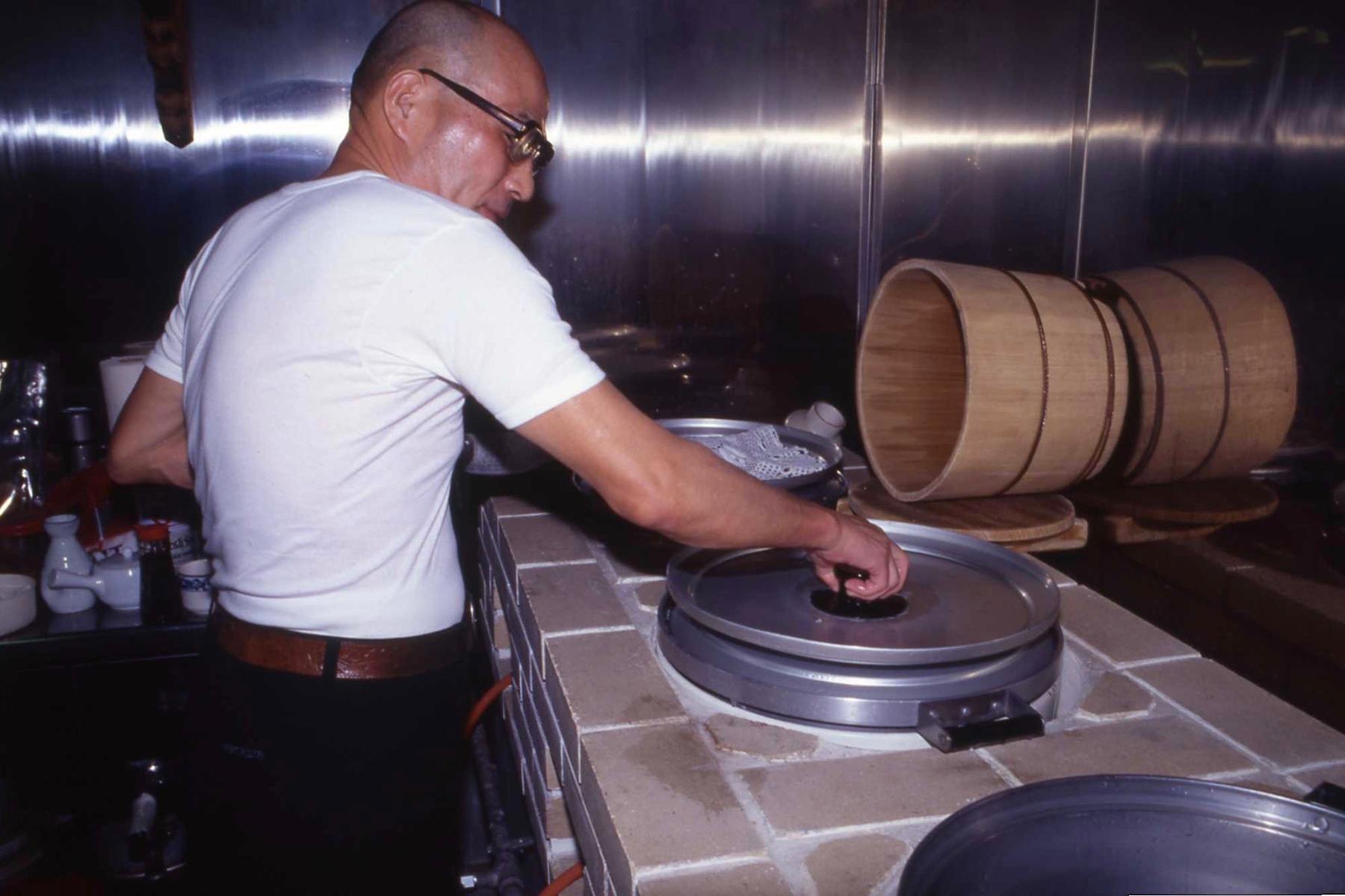 炊く時間はスイッチを入れてから19~20分。