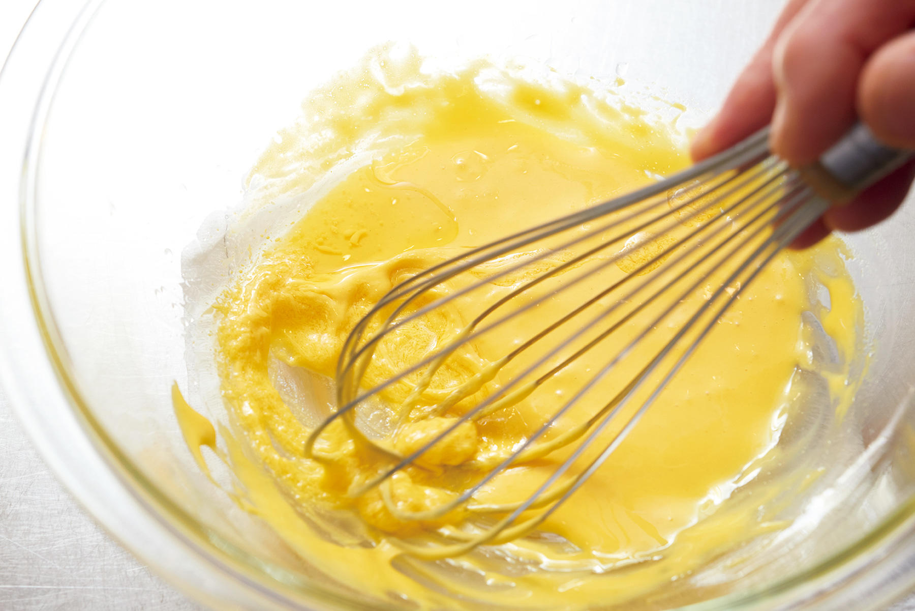 残りの油を入れて混ぜる