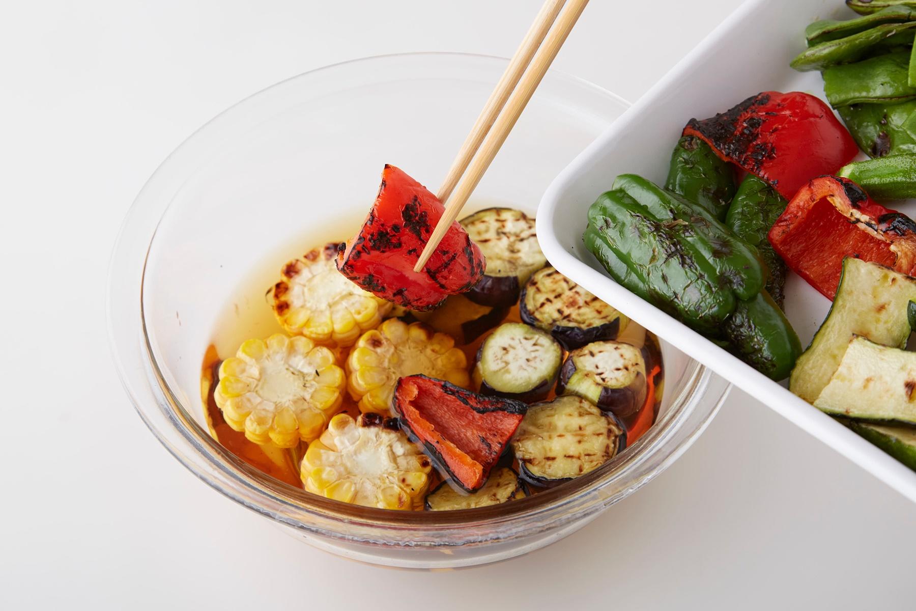 ししとうや万願寺唐辛子、かぼちゃなど、好みのもの、手に入りやすい野菜でつくってください。