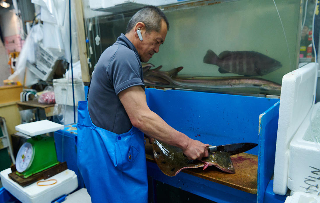 その場ですぐに〆てもらう。