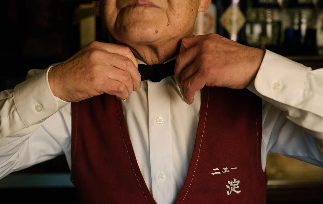 鏡を見ずとも、余裕しゃくしゃくで締められます！