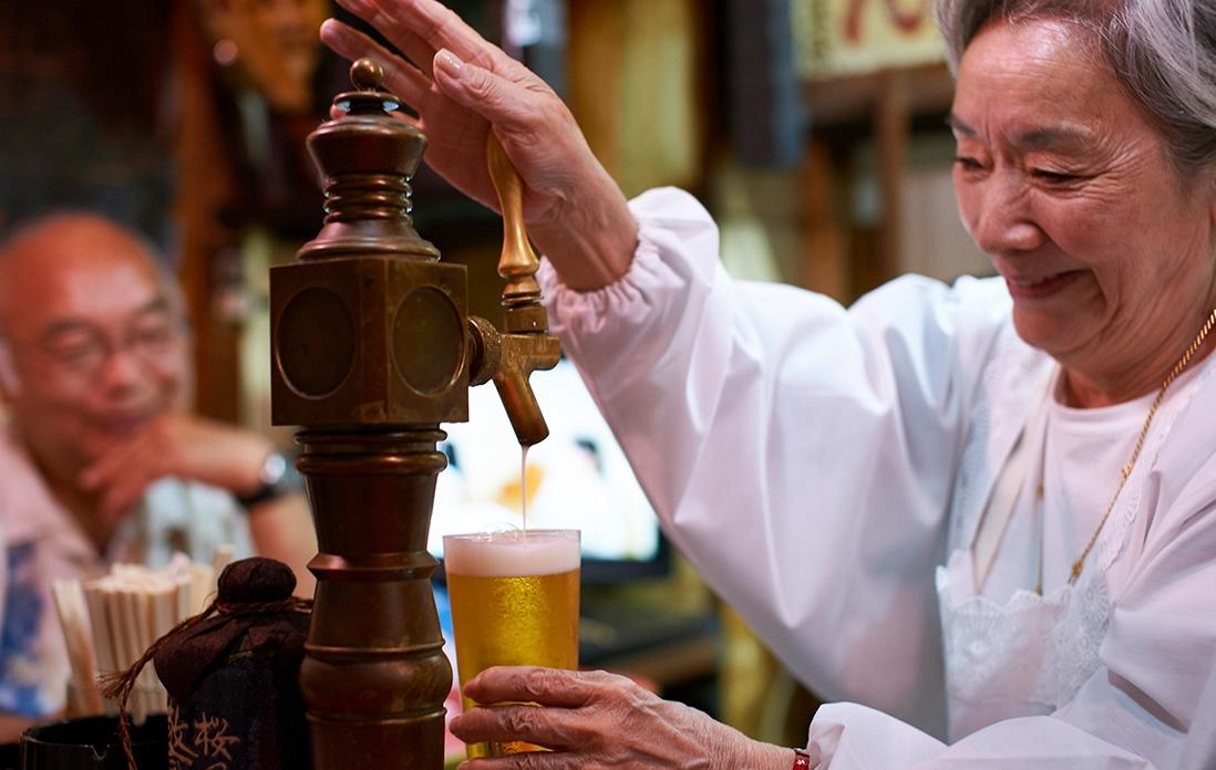 きめ細やかな泡を注いだら……