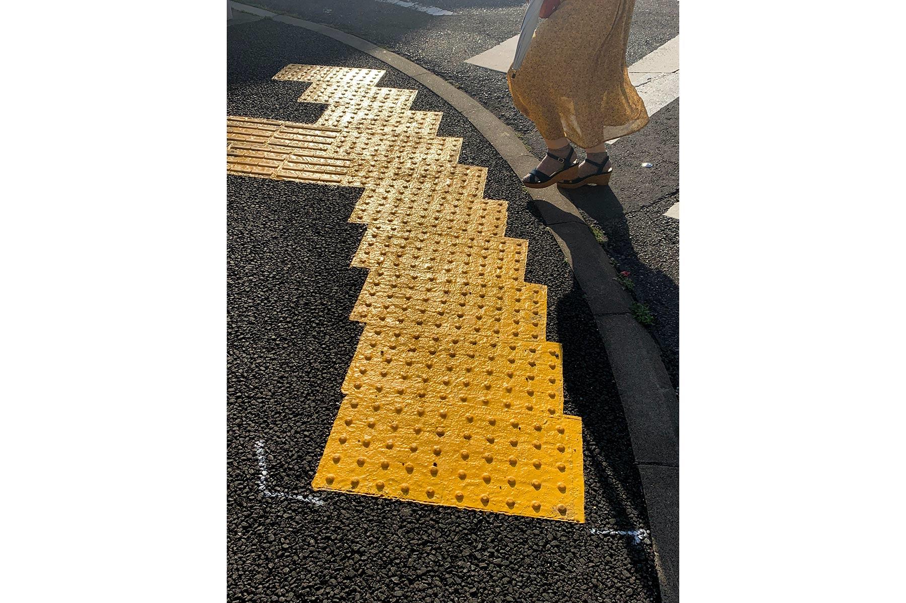 歩道ブロック