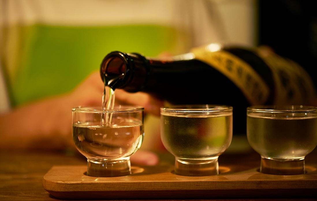 「寝かせるとパイナップルのようなトロピカル感が増してきます」