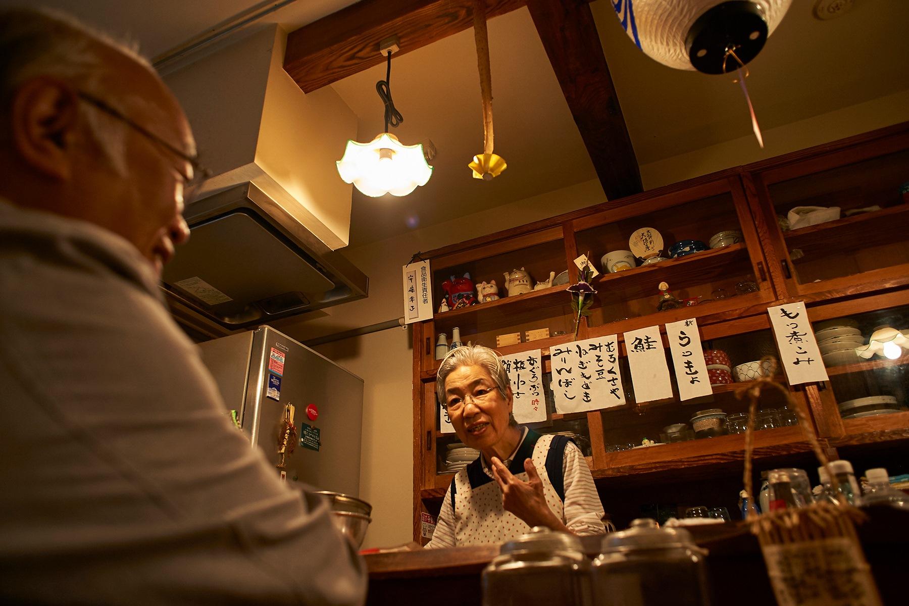 見るだけでも飲めそうな味のある品書きの字も幸子さんによるもの。