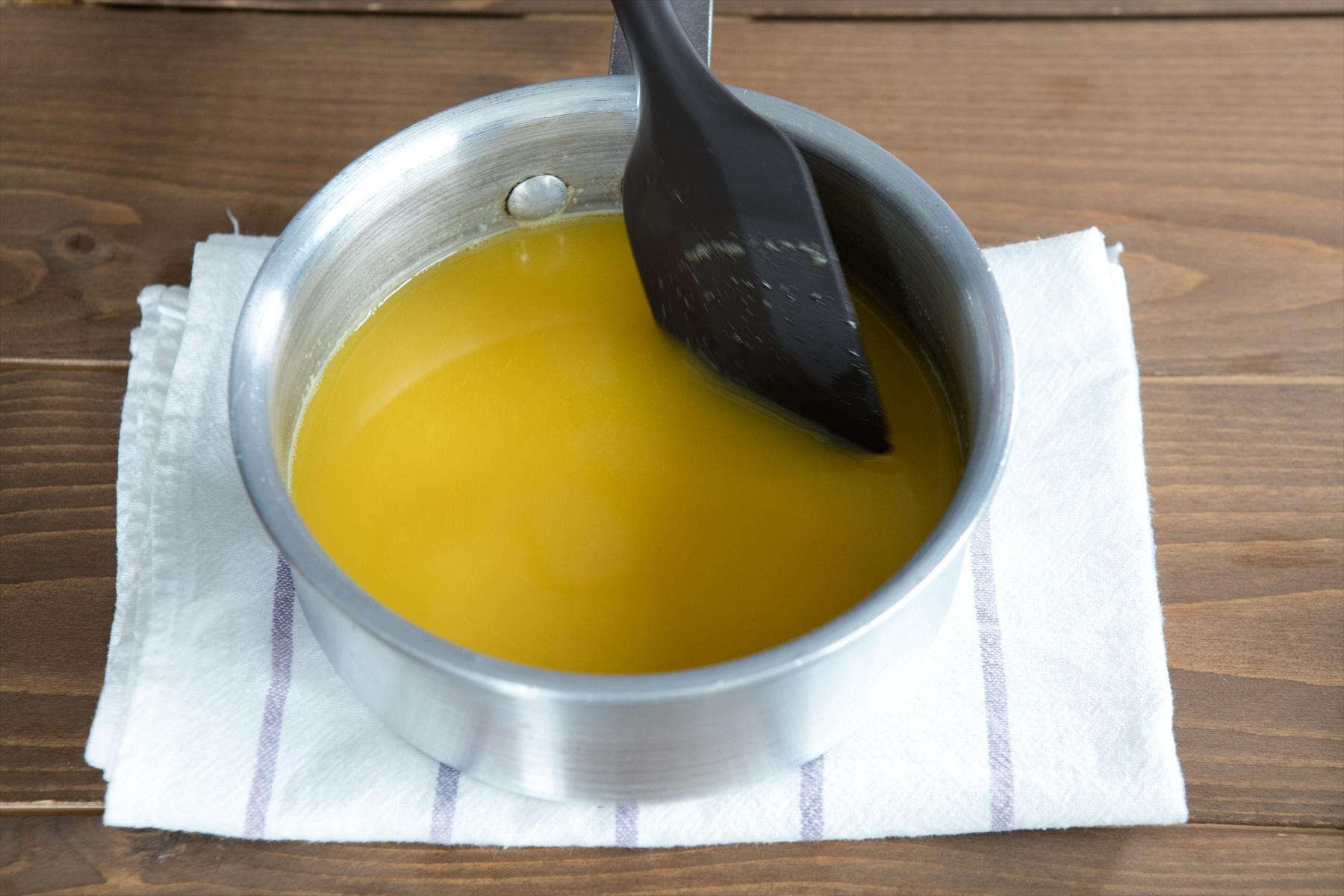 ゼラチンを溶かす