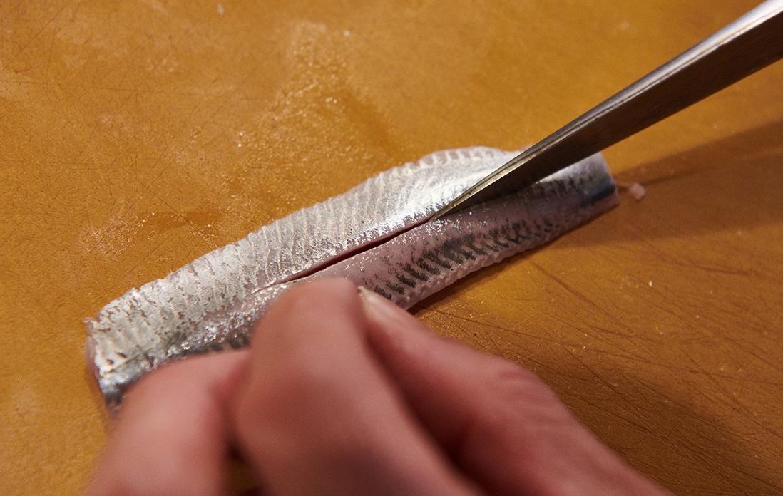 飾り包丁を入れる。