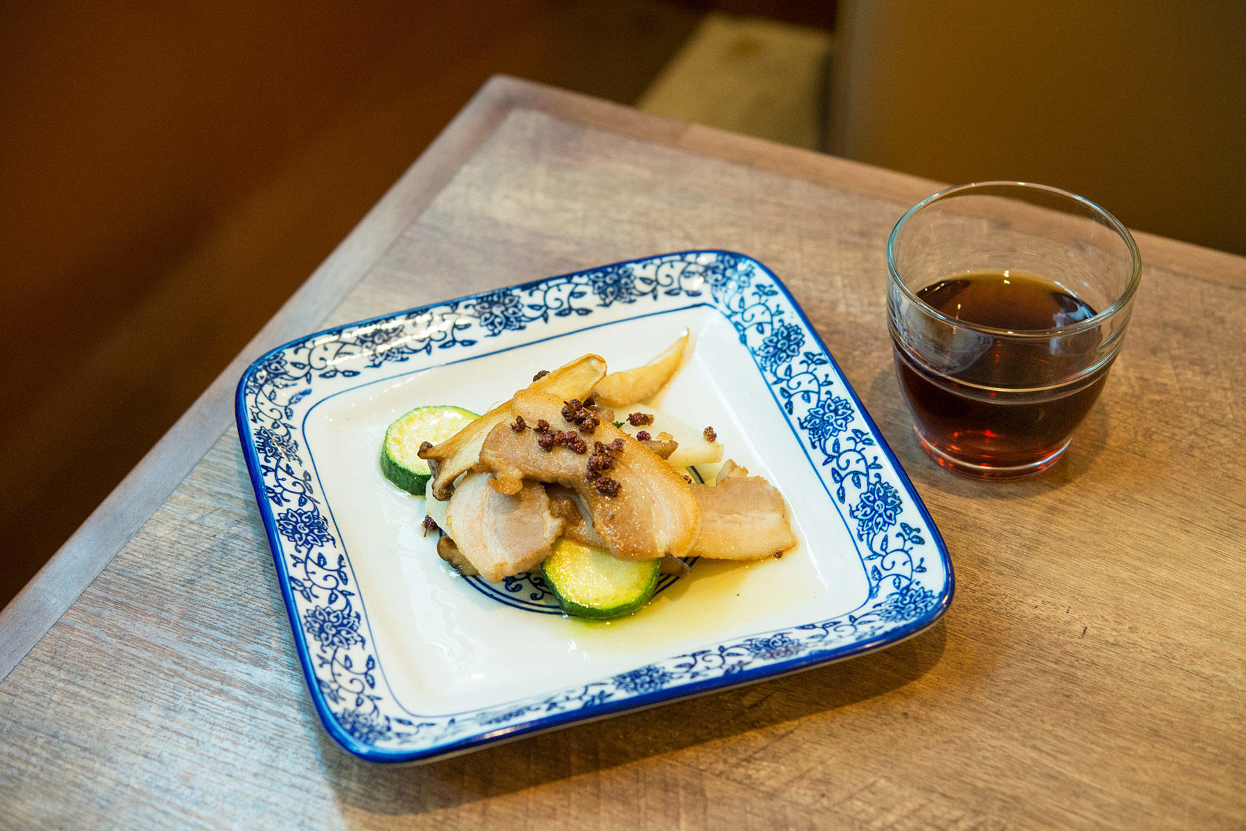 塩熟成豚バラの山椒香り炒め
