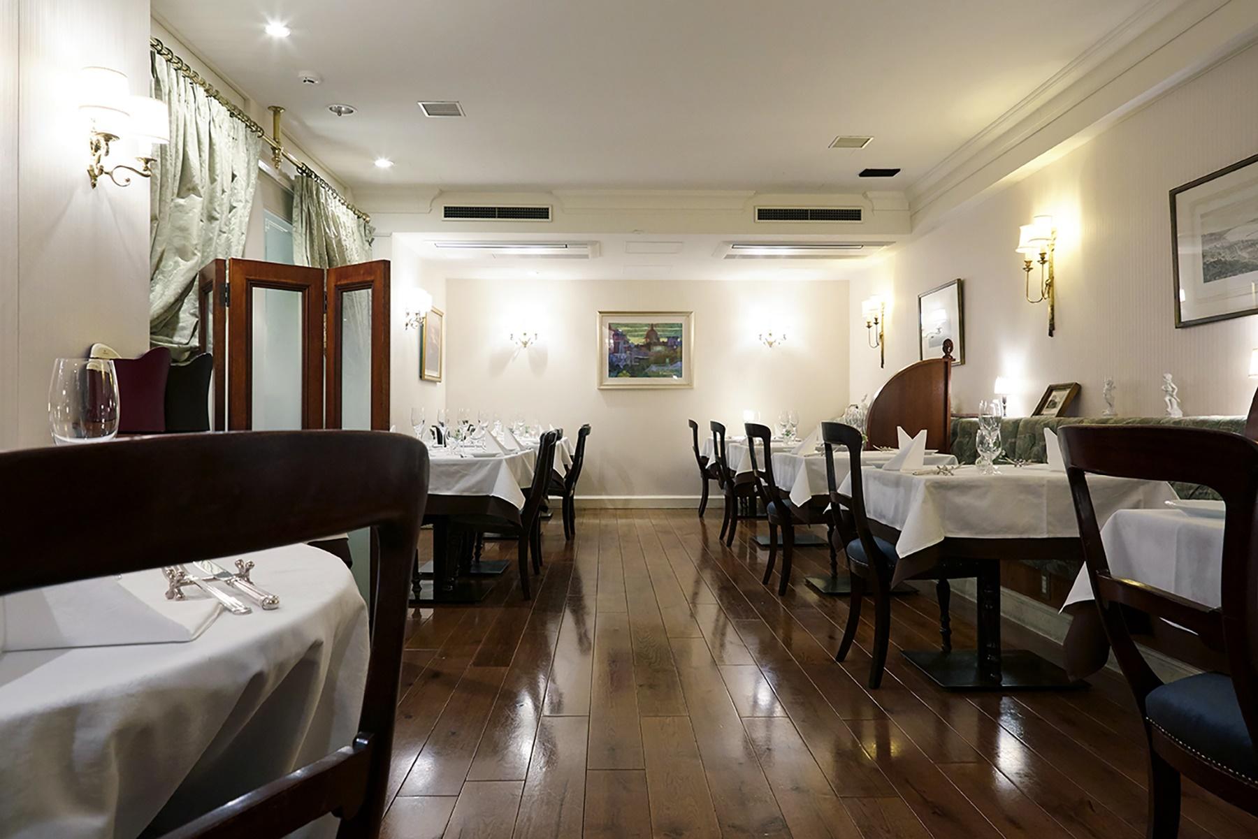 オープンした当初の「アルポルト」