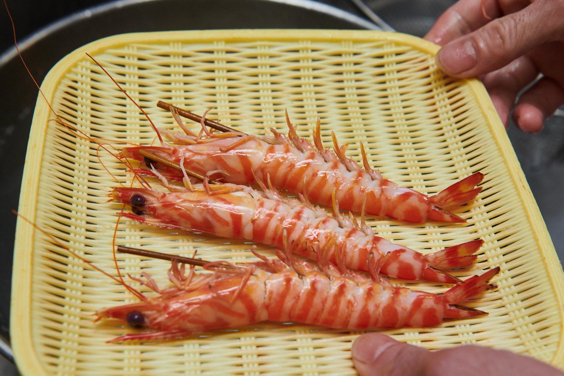 ゆで立ての車海老