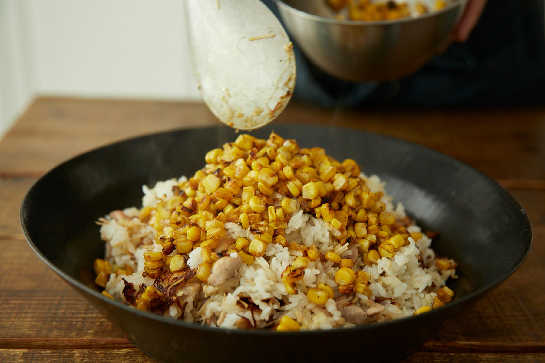 とうもろこしと鶏肉のエスニック焼き飯