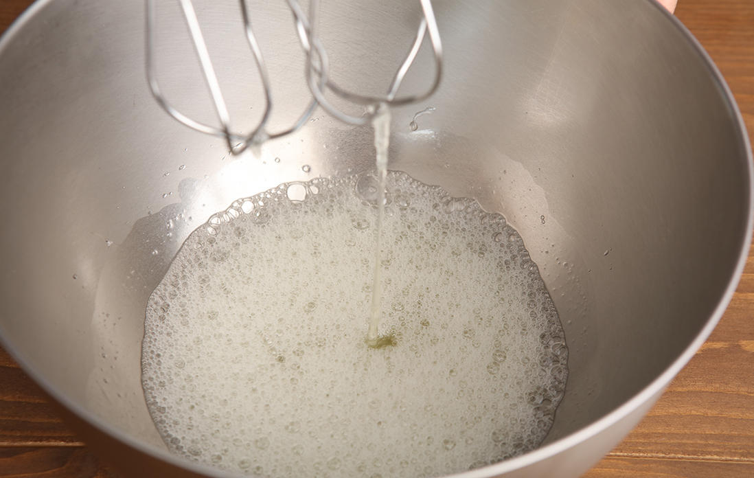 メレンゲをつくる