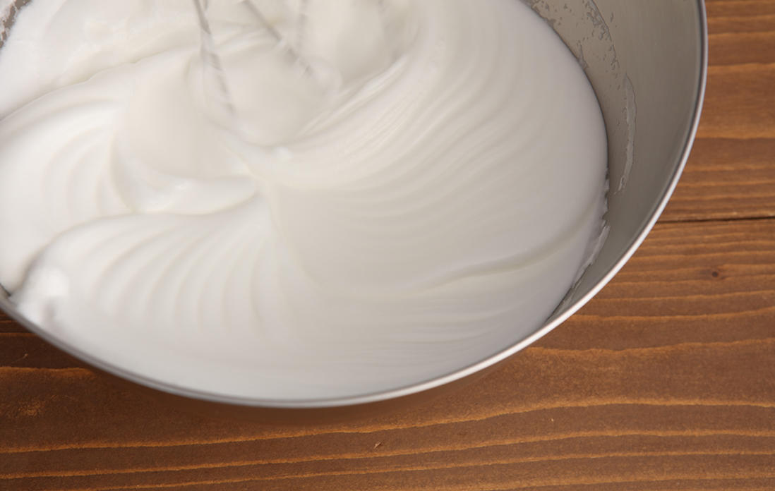 メレンゲをつくる