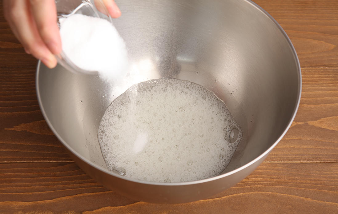 メレンゲをつくる