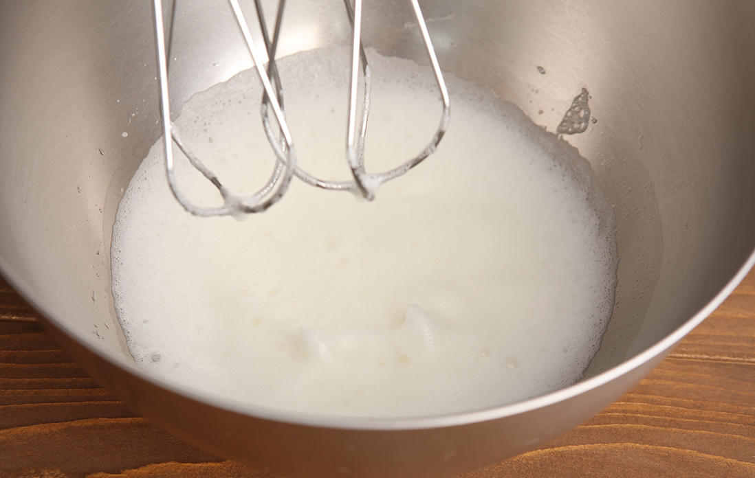 メレンゲをつくる