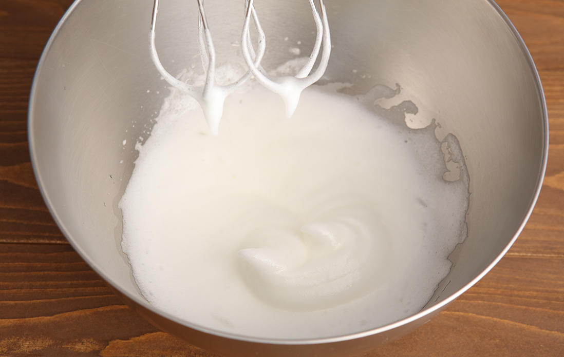 メレンゲをつくる