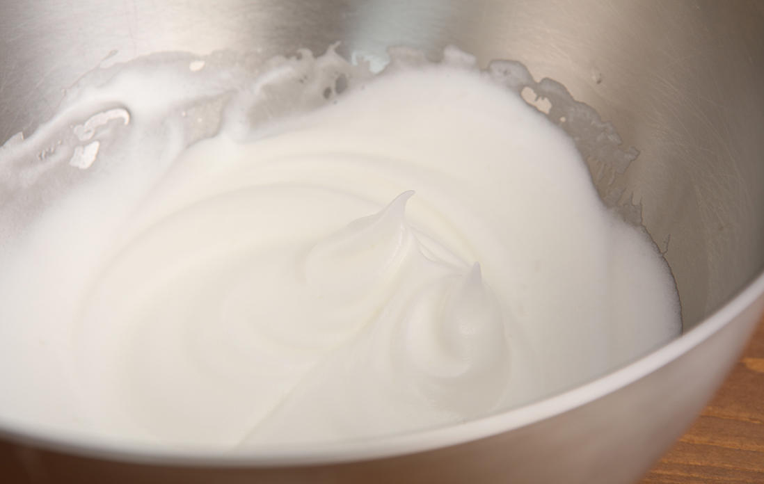 メレンゲをつくる