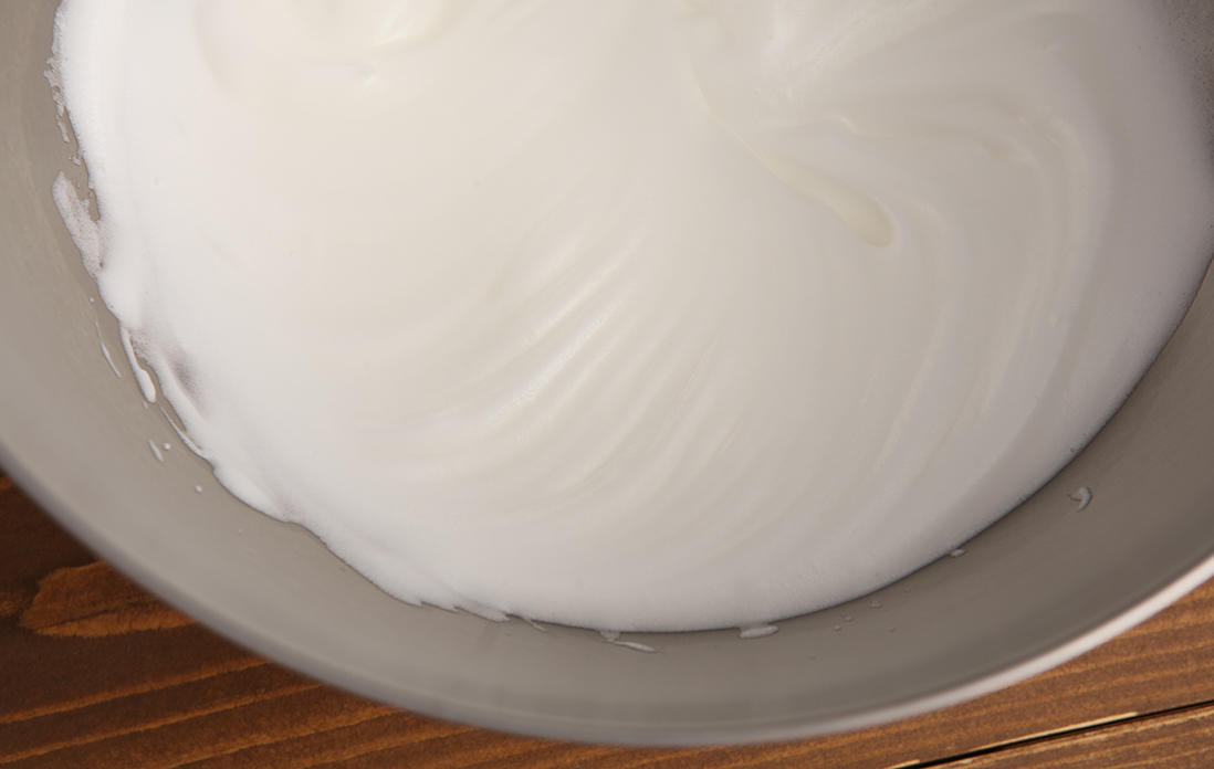 メレンゲをつくる