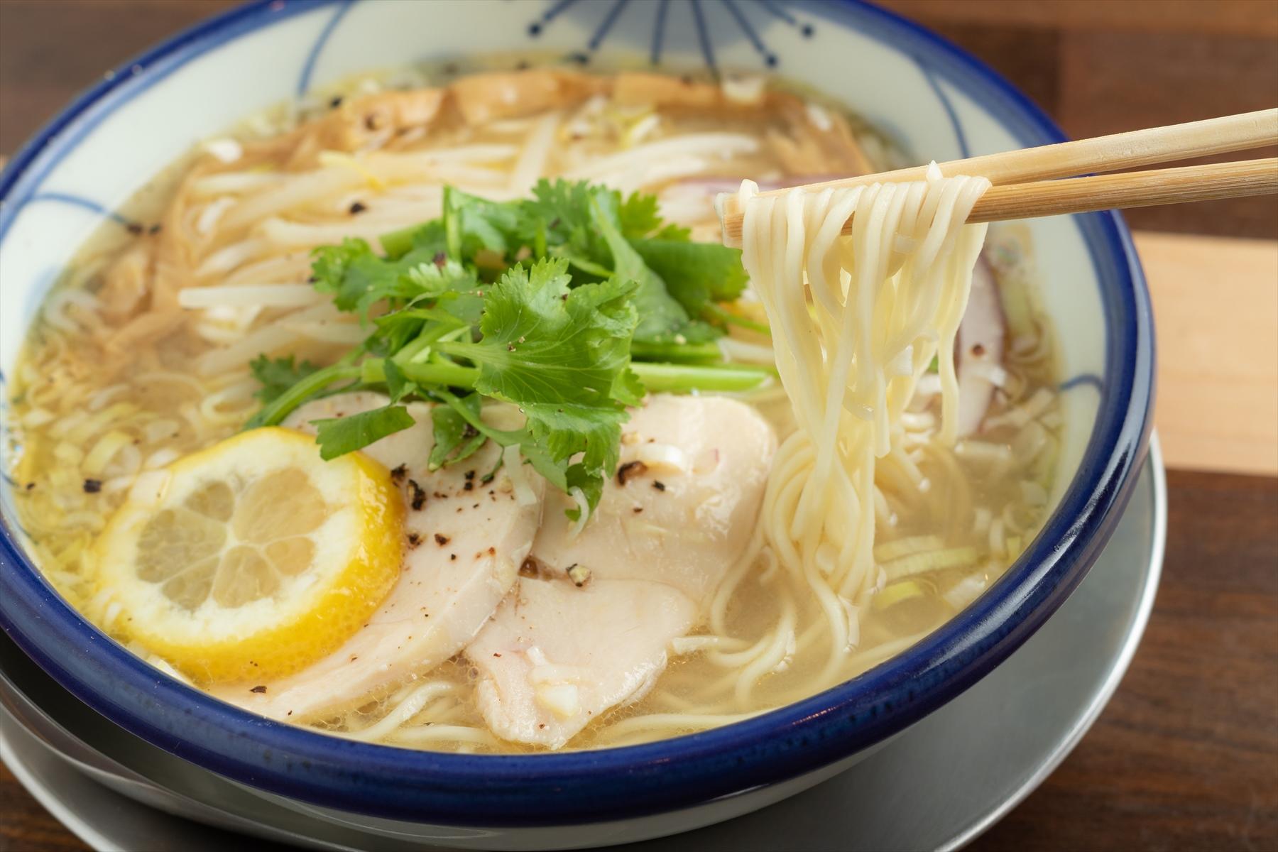 瀬戸内レモンラーメン