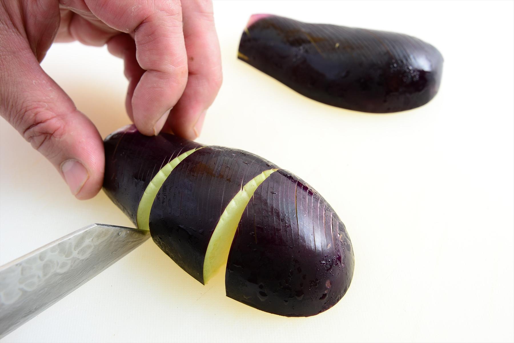 一切れを3等分に切る