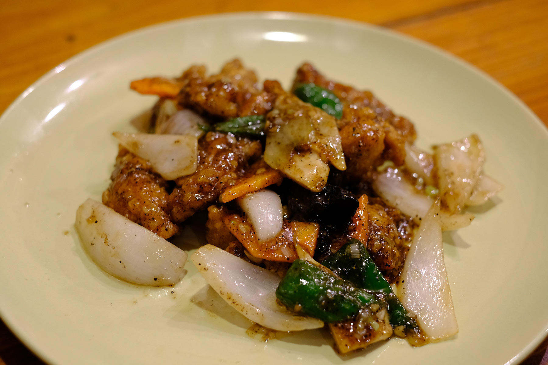 鶏の黒胡椒炒め