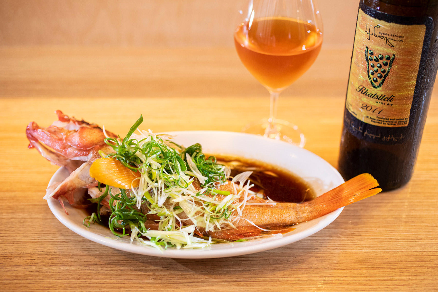 アカハタの蒸し物のチキンオイルがけ