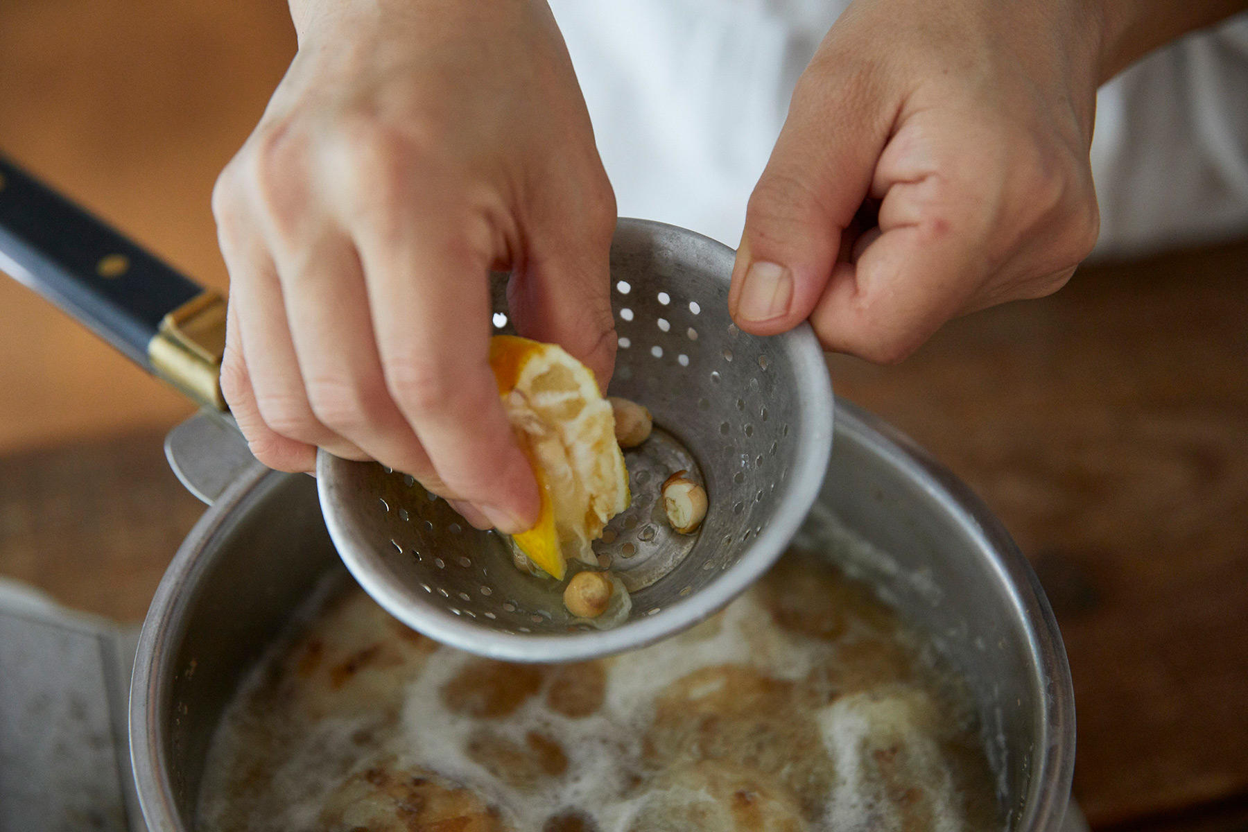大根と柚子を加える