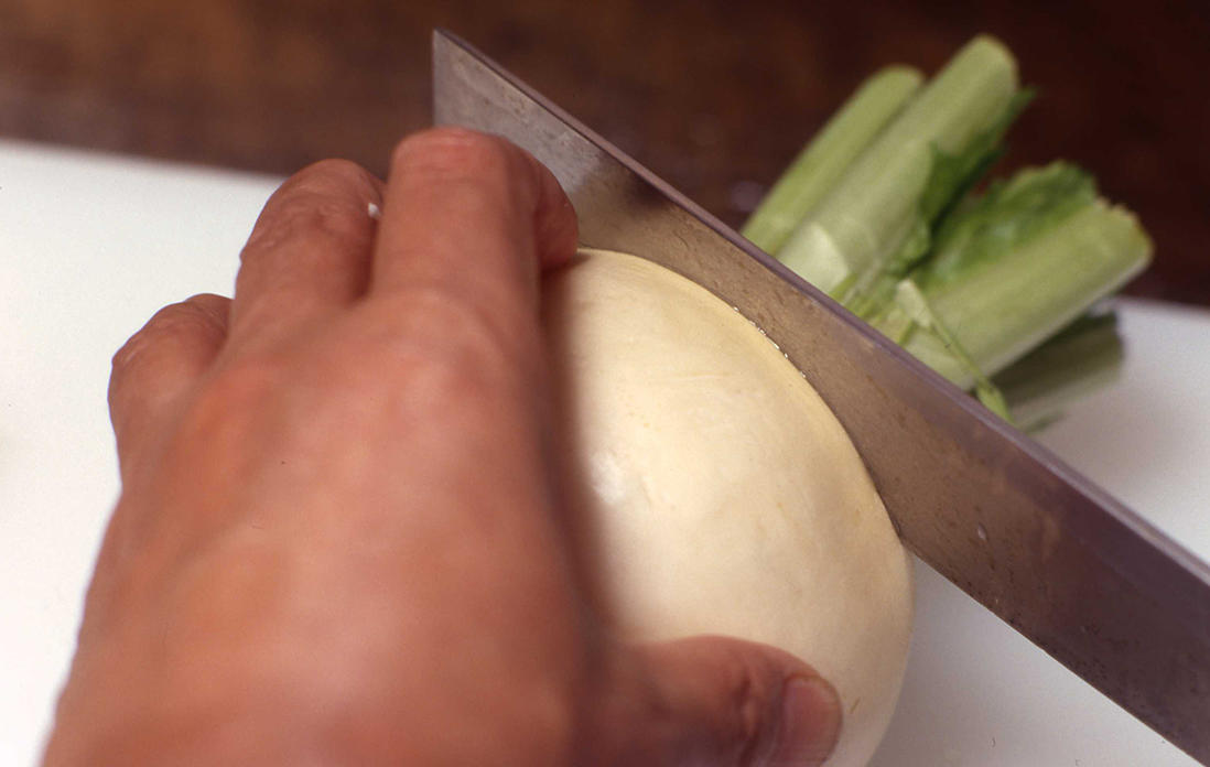 かぶらを切る