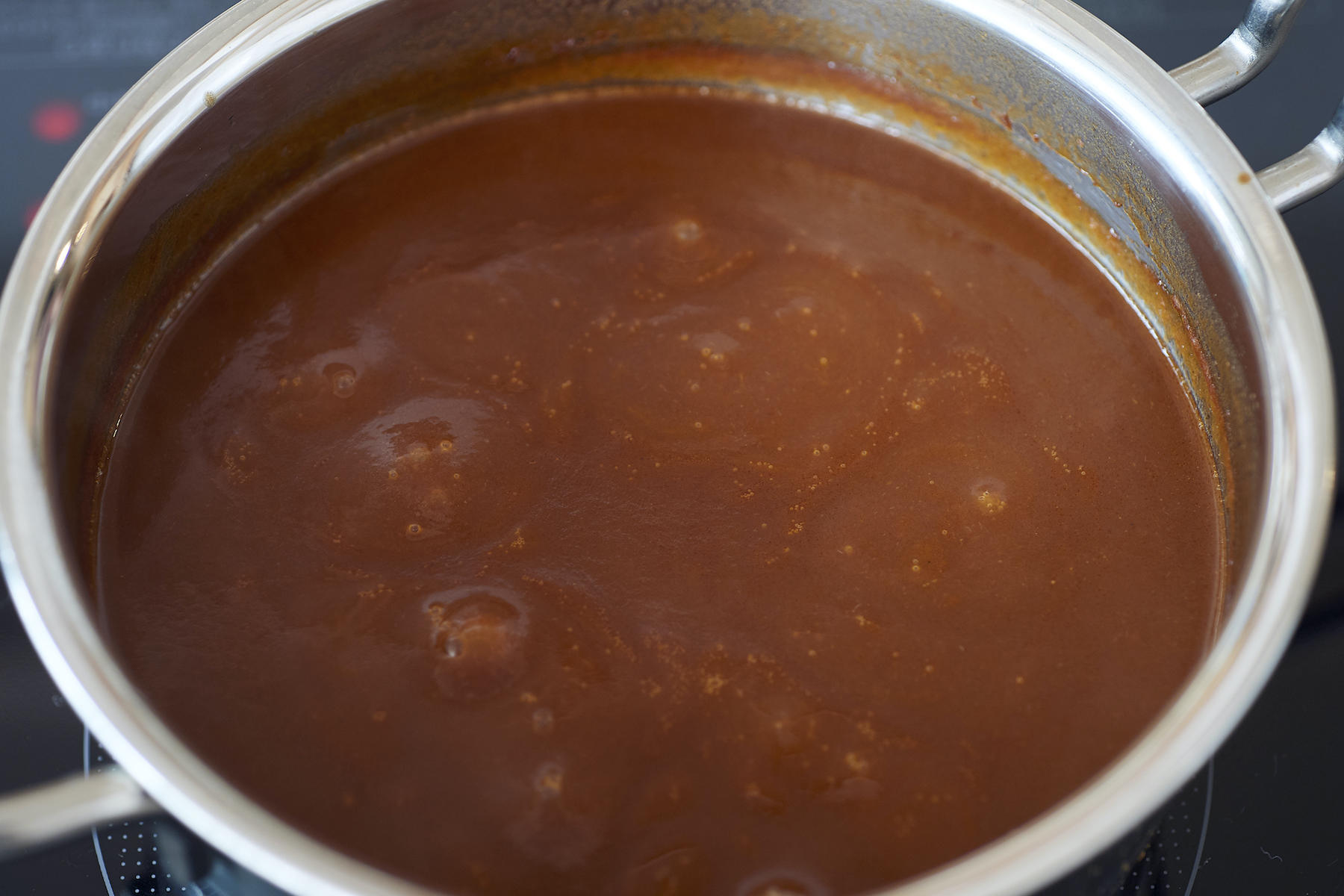 ブラウンソースに仕上げる