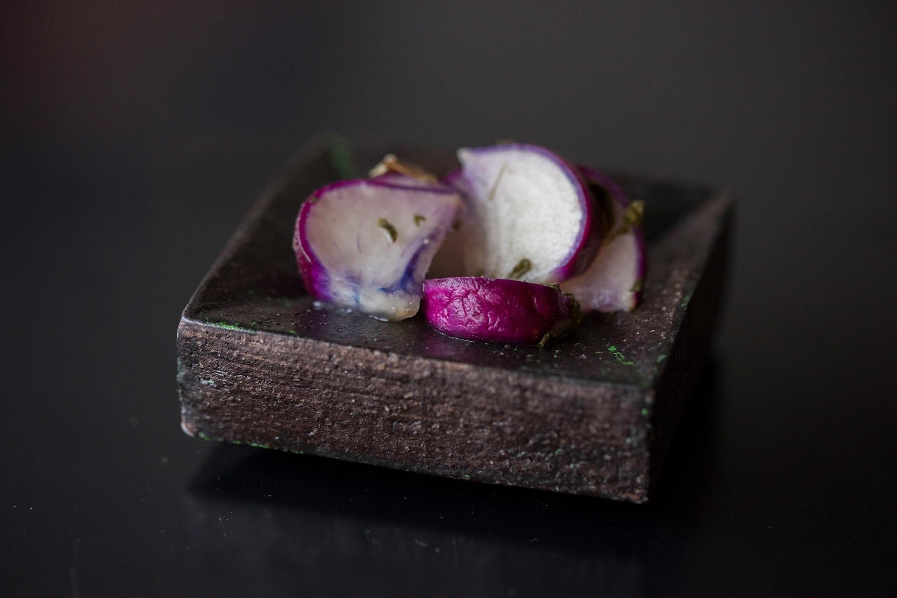 「焼畑あつみかぶ」の浅漬け インドの香草風味