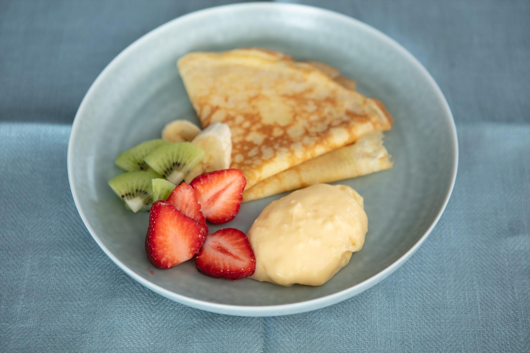 カスタードクレープ